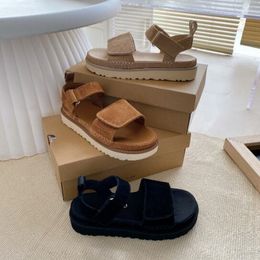 Sandals Designer Women Sandals Comfort Outdoor Sand beach Slipper Rubber Shoe Sole Sandal Fashion Casual Sandal