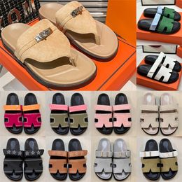 Frauen Designer Sandalen Noir Kalbsleder Leder Pantoffeln Weiß schwarzer Oliven -Beige Wildleder rutschten Chypre Slide Sandale Metall Logo Strasssteine gestattet Männer Imperium Slipper