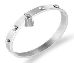 2021 lovers Gold Bracelet Men Bangle designer jewelry Korean style open stainless steel lock fashion watches accessories women bra6848423
