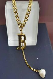 21NEW Fashionable new pendant necklace sweater chain popular logo for men and women1118294