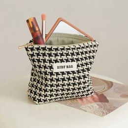 Cosmetic Organizer DJDF Black White Houndstooth Womens Cosmetic Bag Small Soft Canvas Portable Storage Bag Portable Toiletry Bag Coin Purse Ins Y240503