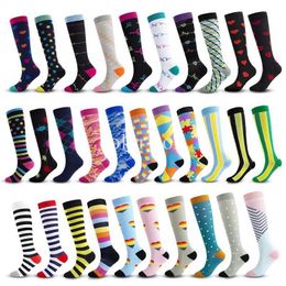 Socks Hosiery Nurse Compression Socks Running Women Men Kn High Cycling Long Pressure Stockings For Flight Travel Athletic Crossfit Socks Y240504