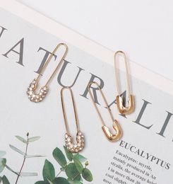 Europe and the United States border exquisite Earrings personalized pin Earrings accessories wholesale Ushaped paper clip ear accessor2042807