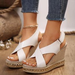 Sandals Shoes For Women Cool Slippers Female Soft Soled Non Slip Wear Resisting Flat Beach Flops Lady Summer 2024