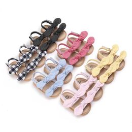 Sandals Summer Baby Shoes Girls Garden Flat Soft Rubber Soles Non-Slip Toddler First Walker baby girl sandals H240504