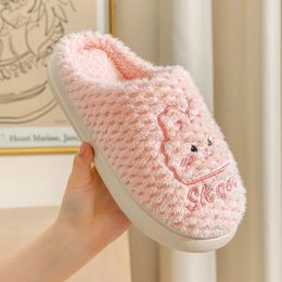 Slippers Winter Shoes For Women 2024 Designer Luxury Home Indoor Kawaii Men Slides Bear Furry Cute Ladies Fluffy