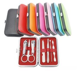 7 pcs Nail Clippers Kit Scissors Tweezer Knife Ear pick Utility Manicure Set Tools Random Colours ak0748535132