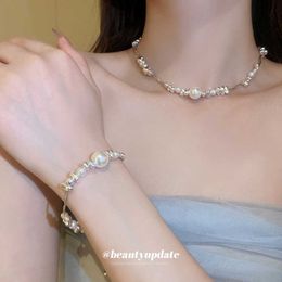 Bracelet & Necklace Shattered Silver and Pearl Irregular Splicing Necklace Bracelet Set Light Luxury Design Collarbone Chain Temperament New Accessories