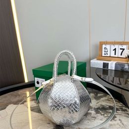 Luxury designer bag New Woven Vegetable Basket Bag PU Ball Type Handbag Photo Matching Holiday Beach Bag Large Capacity Shopping bags Factory sale TOP 7A