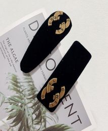 Luxury Barrettes Designer Womens Korean medium velvet simple black Hairpin BrandClip Leisure Hairclips Fashion square Hairpin 9683705