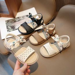 Sandals Summer New Style Little Girl Fashion Versatile Bow Beach Shoes Big Kids Casual Soft Sole Velcro H240504