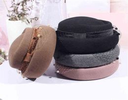 Hat Female Autumn and Winter Elegant Bow Wool Tweed Flat Top French Lace Veil Mesh Beret300J7915436