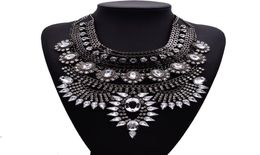 Luxury Flower Bib Crystal Necklace Boho Collar Necklace for Women Costume Jewelry Christmas Gift 1Pc 4 Colors1521154