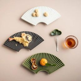 Plates Traditional Fan-Shaped Flat Plate Japanese Solid Colour Dinner Bowl Ceramic Dish Creative Sushi Platter Minimalist Serving Vessel