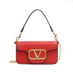 Wallet Fashion Designer Bag Women Shoulder Bags Womens Luxurys Designers v Handbag Crossbody Handbags Purse Nappa Stud Totes WR7N