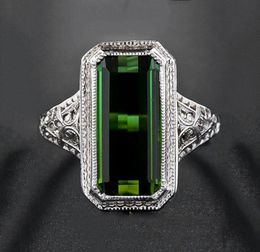 Cluster Rings Vintage Antique Pattern Carving Large Green Stone Ring Geometry Silver Colour For Men Women Engagement Jewellery Y5N5433354395