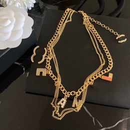 Luxury Designer Brand Letter Pendant Necklaces Chain 18K Gold Plated Chroma Crysatl Rhinestone Sweater Newklace for Women Wedding Jewerlry