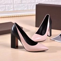 Bombas femininas Archlight Cherie Pump Sapatos de vestido feminino Sandálias de designer de luxo de saltos altos dos dedos pontuais de 9,5 cm de torno