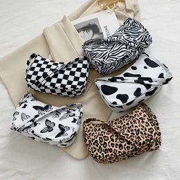 Cross Body Animal Pattern Print Shopper Bag for Woman Shoulder Underarm Bag Vintage Ladies Small Purse Nylon Handbags Fashion Square Bags