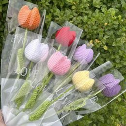 Decorative Flowers Rose Flower Bouquet Hand-Knitted Fake Knit Crochet Floral Bouquets Mother's Day Gift Preserved Fresh