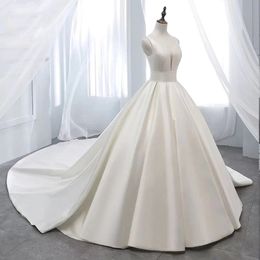 Ivory Satin Wedding Dresses High Quality Bridal Gowns Court Train Wedding Bridal Wear New Arrival Fall Winter 344s
