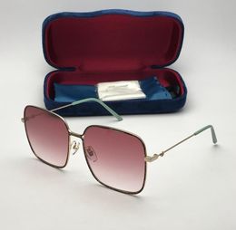 0443 Fashion Attitude Sunglasses For Men Square metal Frame Designer UV400 Protection Lens Glasses Gold Colour Plated Frame With Ca5200853