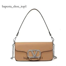 Valentine Bag V Bag Designer Shoulder Bags Shoulder Bags Fashion Diamond V Letter Crossbody Bag Ladies Solid Colour PU Leather Handbag Design Shoulder Bag 9006