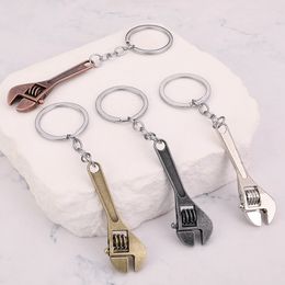 Mini -Schraubenschlüssel Anhänger Keychain Einstellbarer Mini -Schraubenschlüssel universeller tragbarer Reparaturwerkwerkzeug Klänner Schlüsselkettenbeutel Anhänger 015