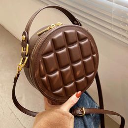 Shoulder Bags High Quality Rhombus Chocolate Square Round Cake Handbag Female Bag 2024 Korean Fashion One Messenger Waist