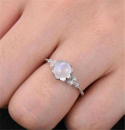 Wedding Rings Fashionable Women039s Temperament Beautiful Moonstone Ring Leaf1862825