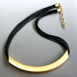 Pendant Necklaces Stylish And Minimalist Design Black Leather Chain Metal Necklace Short Collarbone Banquet Accessories