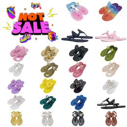 Free shipping!! Summer women's sandals, designed by renowned designers, transparent, white, yellow, gold, silver, women's flip flops, versatile for outdoor use, comfortable