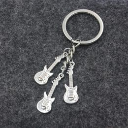 Keychains Fashion Guitar Keychain Metal Alloy Key Chain Cute Musical Car Ring Aantique Silver Color Charms For Man Women Party Gift