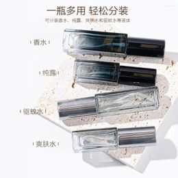 Storage Bottles 10ml Gradient Spray Perfume Bottle Portable Press Nano Divided Into Square Glass Cosmetic Containers