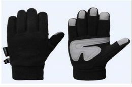 North Winter Letter Print Gloves Trendy A Windproof Warm Mittens Men Women Telefinger Touch Screen Gloves Outdoor Riding Fleece Gl3918157