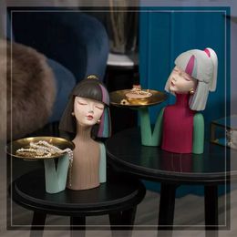 Decorative Objects Figurines Modern Girl Statue Makeup Organiser Ornaments Home Decor Crafts Vase Resin Ornaments Key Snacks Candy Storage Tray Gift T2405