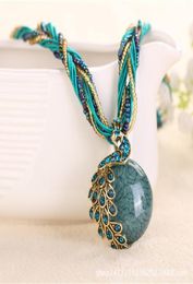 Tomtosh 2020 New Peacock decoration rough necklace short clavicle female chain gem stone pendant necklace style summer jewelry2454427