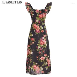 Casual Dresses KEYANKETIAN 2024 Launch Women's Floral Print Chiffon Dress Bohemian Holiday Wind Tiered Ruffles Slim Slit MIDI Female