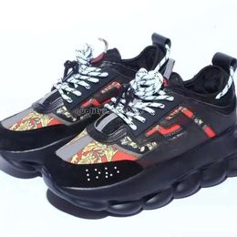 2024 Top Designer Casual Shoes Italy Top 1 Quality Vercace Chain Reaction Wild Jewels Chain Link Trainer Sneakers Size EU OG Designer Shoes 36-48 795