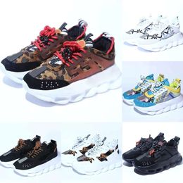 2024 Top Designer Casual Shoes Italy Top 1 Quality Vercace Chain Reaction Wild Jewels Chain Link Trainer Sneakers Size EU OG Designer Shoes 36-48 cf