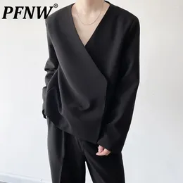 Men's Suits PFNW Autumn Personality Collarless Short Suit Coat 2024 Simple Trend Black Oversized Asymmetric Breasted Clothes Y9248