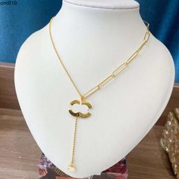 Designer Heart Pearl Pendant Necklace Gift High Quality Love Jewellery Simple Style Womens Long Chain Gold Travel Birthday Family Diamond 05nj