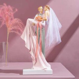 Decorative Objects Figurines Resin Statue of Lovers Sculpture Nordic Wedding Anniversary Gift Home Decor Ornament Couples Crafts Valentines Day Present T240505