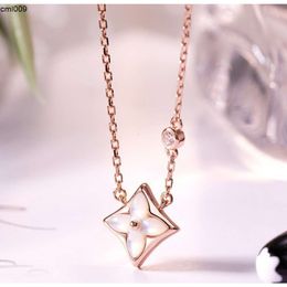 Fashion Designer Jewellery Classic Leaf Clover Locket Necklace Highly Quality Chains Plated Gold Girls Gift