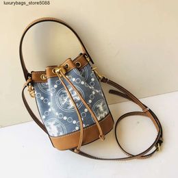 Luxury Crossbody Bag Designer Sells Branded Shoulder Bags at 50% Discount Bag New Old Flower Print Water Bucket Bag Single Shoulder Bag Handheld Crossbody BagQ2NW