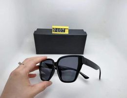 Luxury Sunglasses Quality Eyewear Square 9407 Designer Brand New Mens Top Womens Metal Classic Lenses Fashion Sunglass with origin3448967