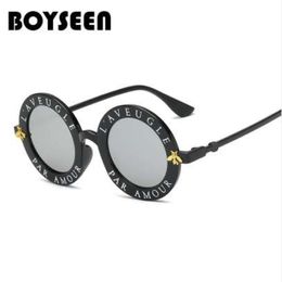 BOYSEEN Retro Round Sunglasses English Letters Little Bee Sun Glasses Men Women Glasses Fashion Male Female 15981 2612