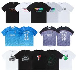 2024 Mens t trapstar shirt designer shirts print letter black and white grey rainbow Colour summer sports fashion top short sleeve 88