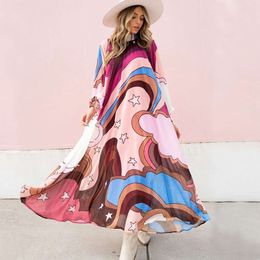 Nuovo abito in stile vacanza a maniche lunghe bohémien stampato a mezz'alta per donne