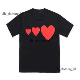 2024 Top Designer T Shirt Play Mens T Shirt Red Commes Heart Women Garcons Commes Des Garcon Shirt Sweatshirt Cotton Cdg Embroidery Short Sleeve Shirt 558